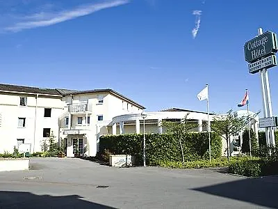 Cottage Logis Hotel - Restaurant Dudelange