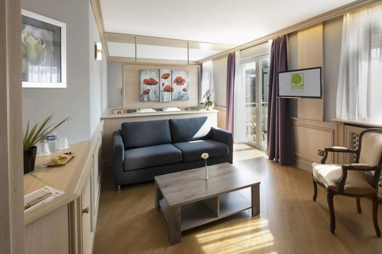 Cottage Logis Hotel - Restaurant Dudelange 3*,