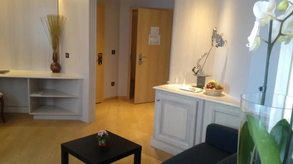 Cottage Logis Hotel - Restaurant Dudelange